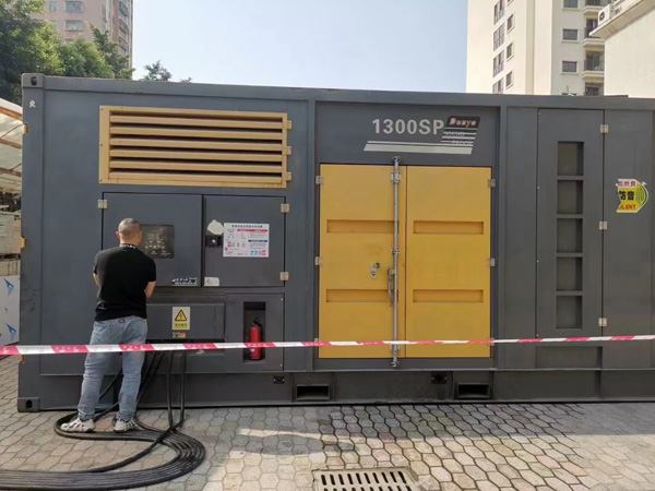 冠县500KW发电机组冬季应该配多大的启动电瓶?